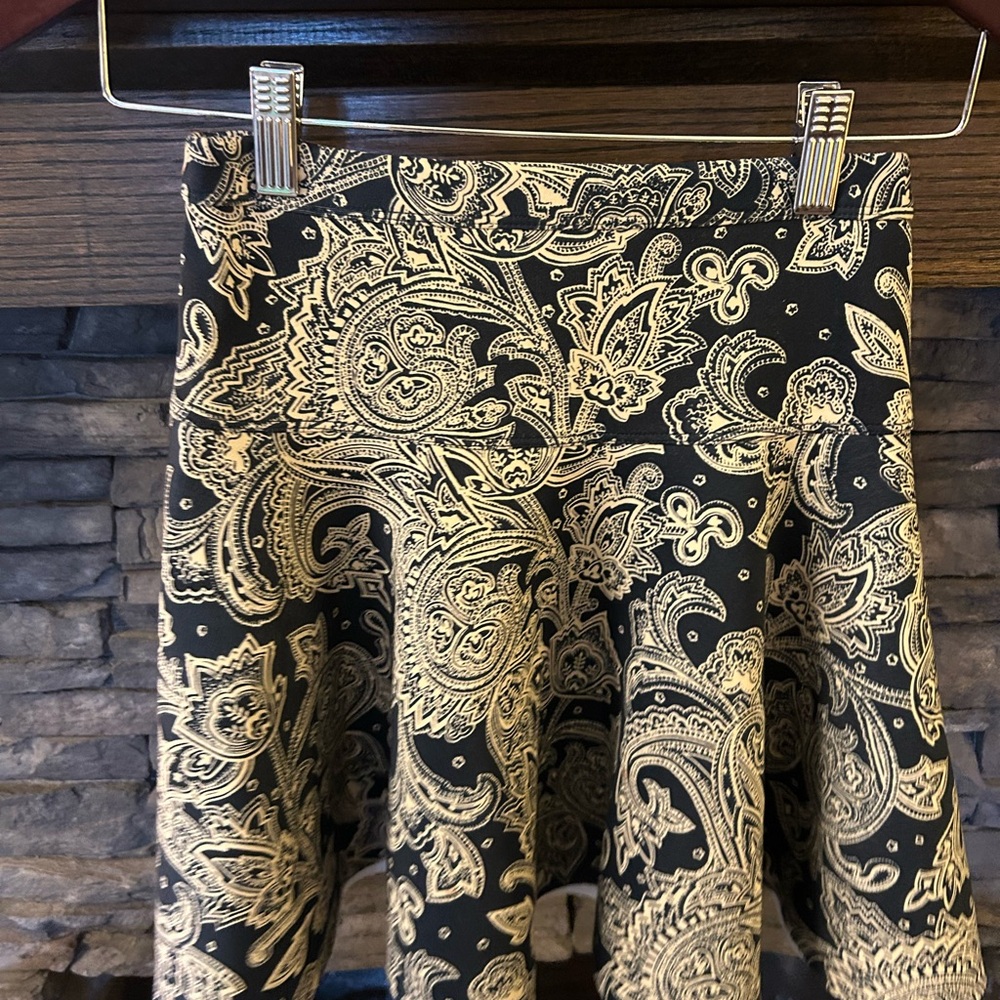 Abercrombie & Fitch Black and Cream Paisley Mini Skirt